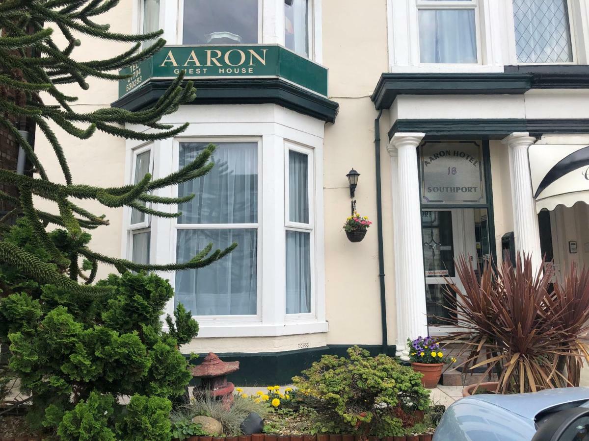 Aaron Hotel Southport Exterior photo